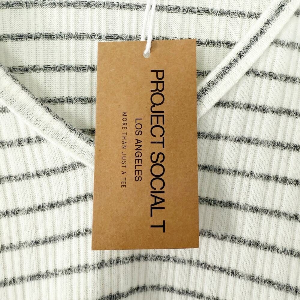 Project Social T Ariella Striped V Neck Top Medium - Picture 4 of 6